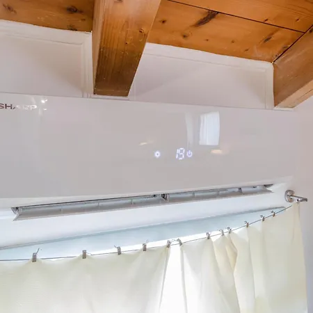 Stazione A 200m - Ampio Con Parcheggio Notturno Gratis Apartment