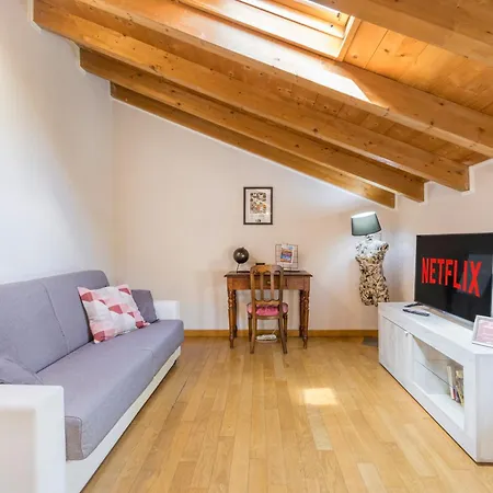 Stazione A 200m - Centro - Easy Apartment Parma